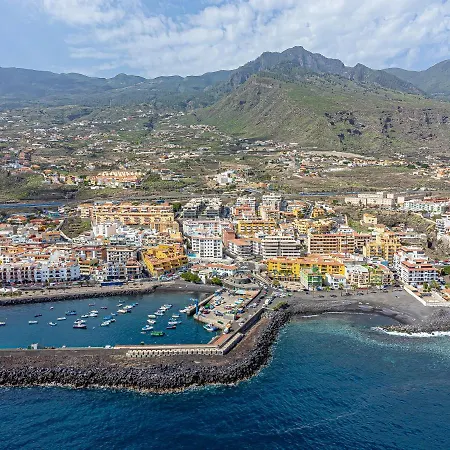 Elegant With Ocean Views Апартаменты