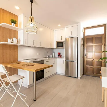 Апартаменты Elegant With Ocean Views Канделария