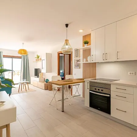 Apartment Elegant With Ocean Views