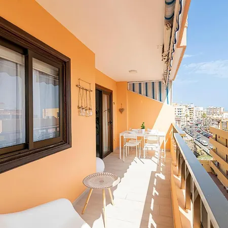 Elegant With Ocean Views Apartment Candelaria